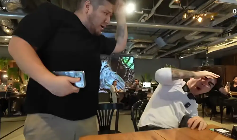 Bebote aguanta el golpe de Kingteka en un restaurante de Tokio, transmisión en vivo de Kick